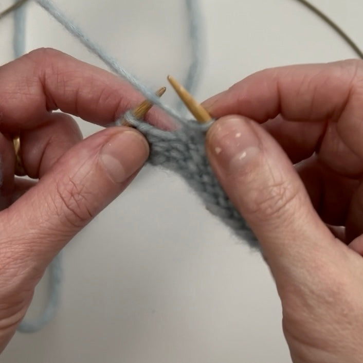 Combined Knitting für ein gleichmässiges Maschenbild